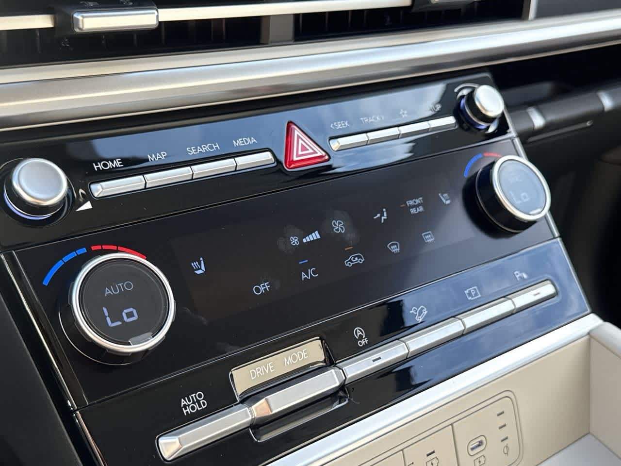 Thumbnail: 2026 Hyundai Santa Fe - 20