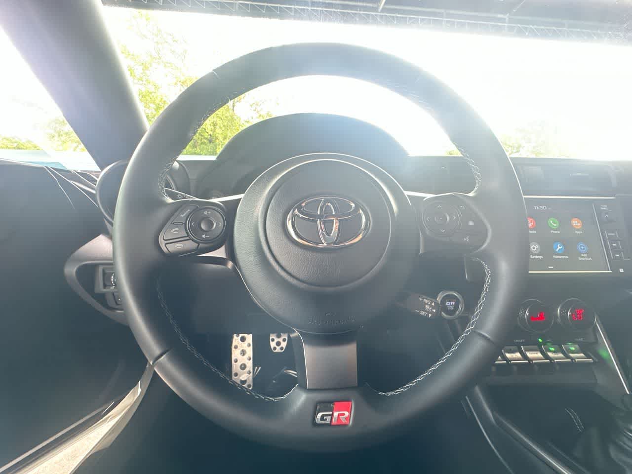 Thumbnail: 2025 Toyota GR86 - 15