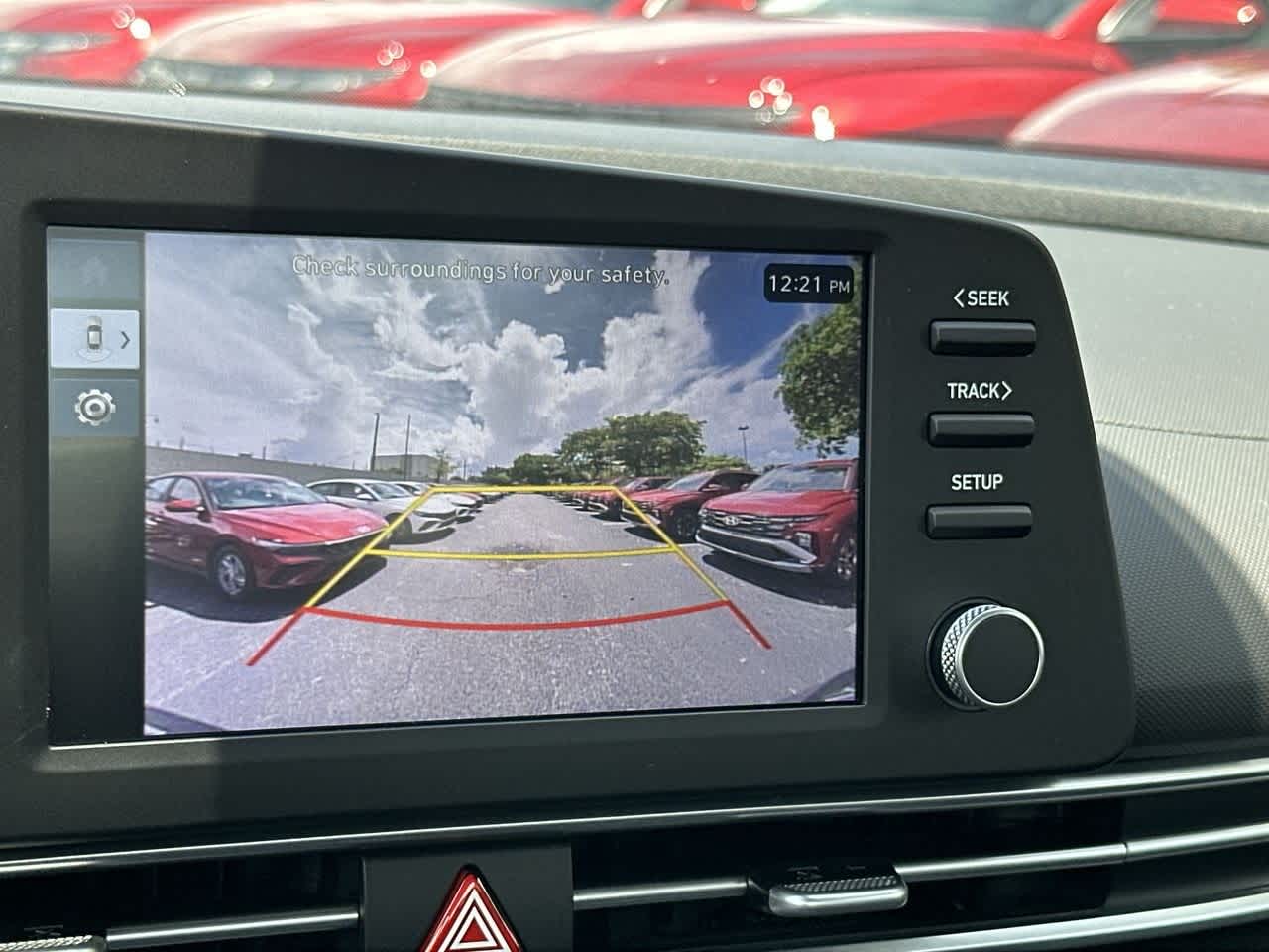 Thumbnail: 2025 Hyundai Elantra - 19