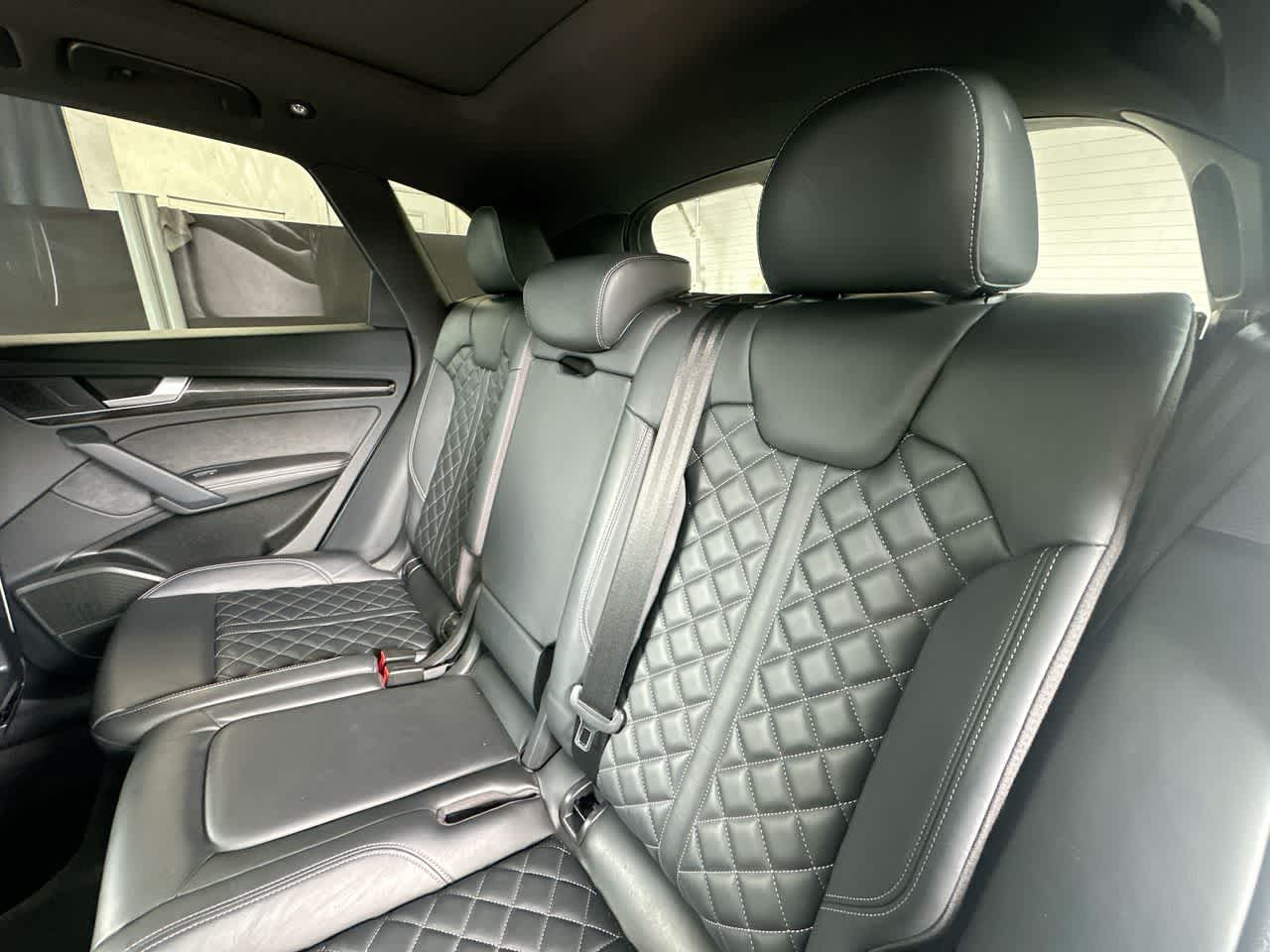 Thumbnail: 2023 Audi SQ5 - 22
