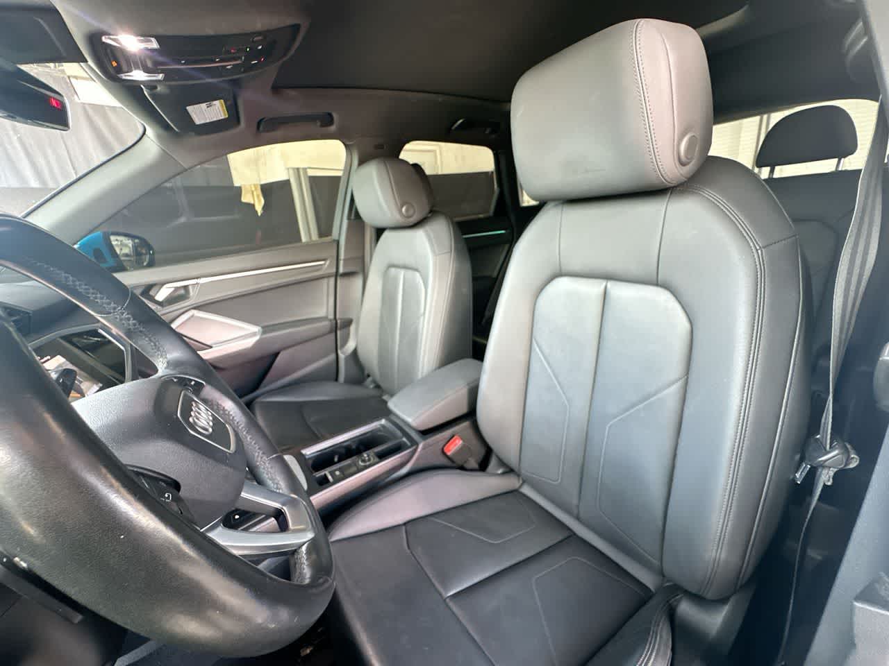 Thumbnail: 2022 Audi Q3 - 14