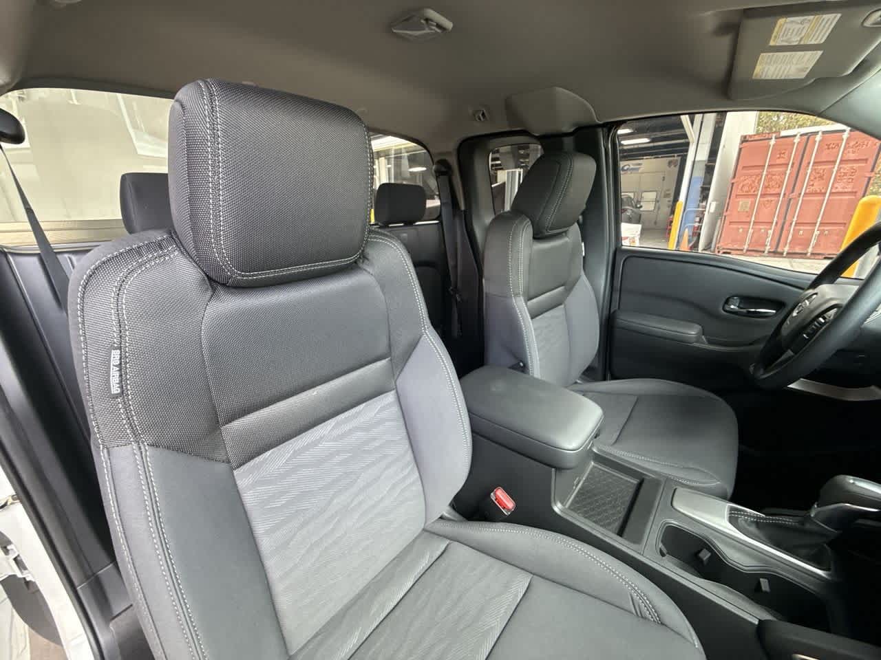 Thumbnail: 2024 Nissan Frontier - 27