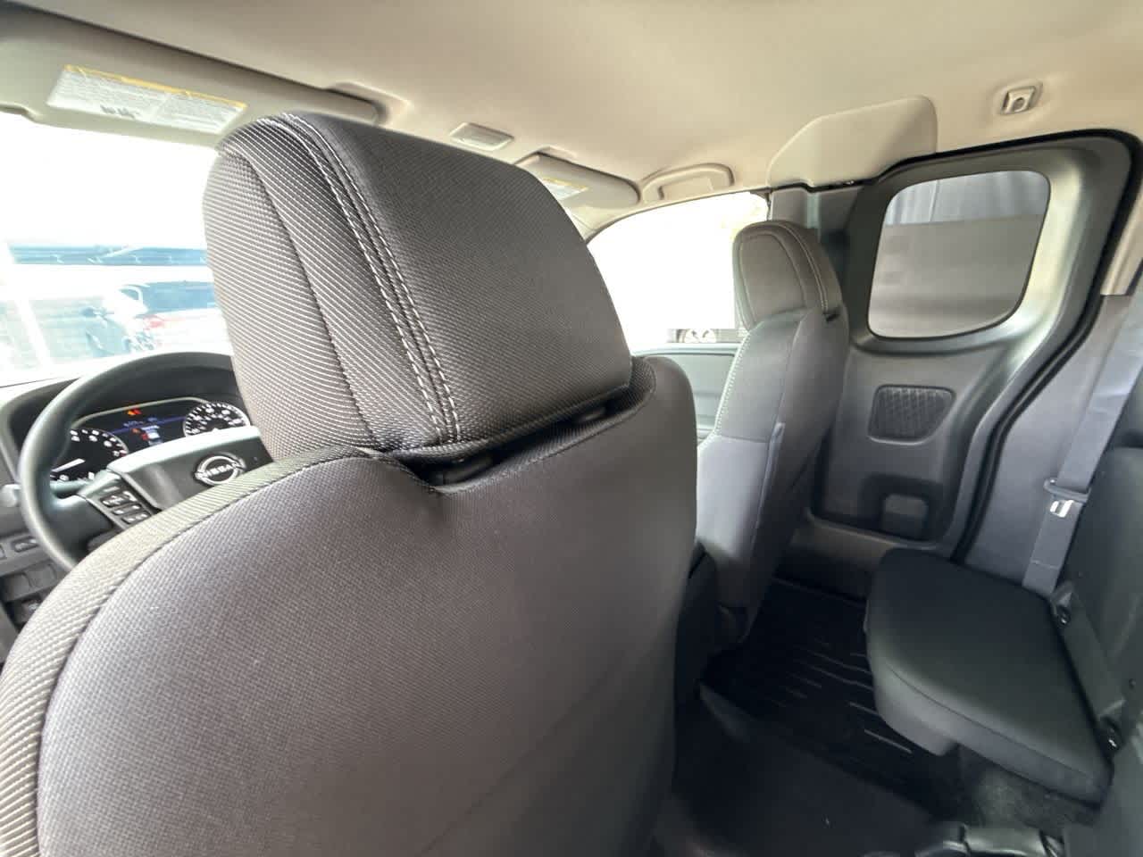 Thumbnail: 2024 Nissan Frontier - 23