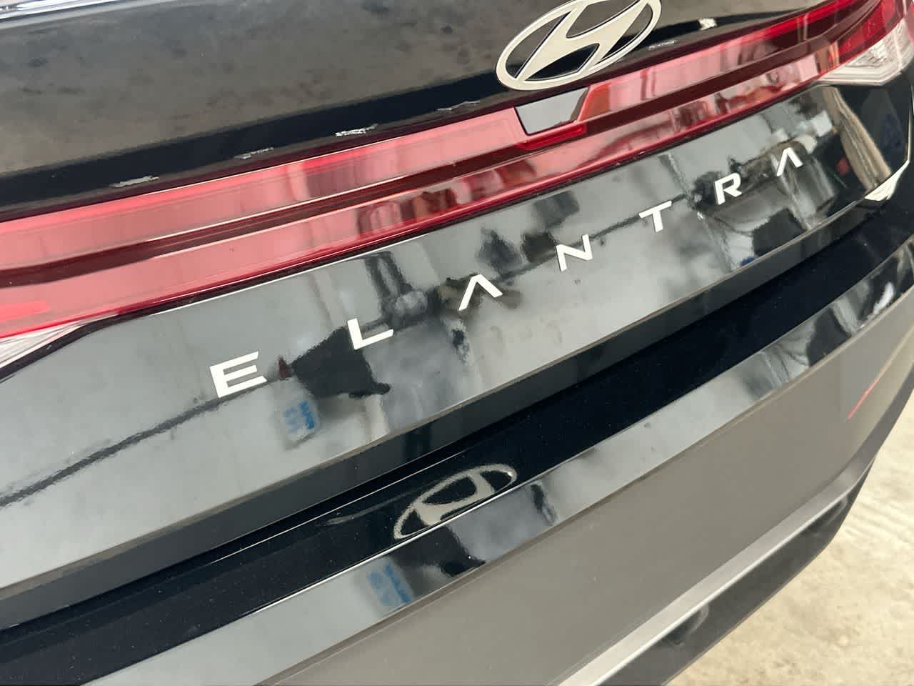 Thumbnail: 2026 Hyundai Elantra - 10
