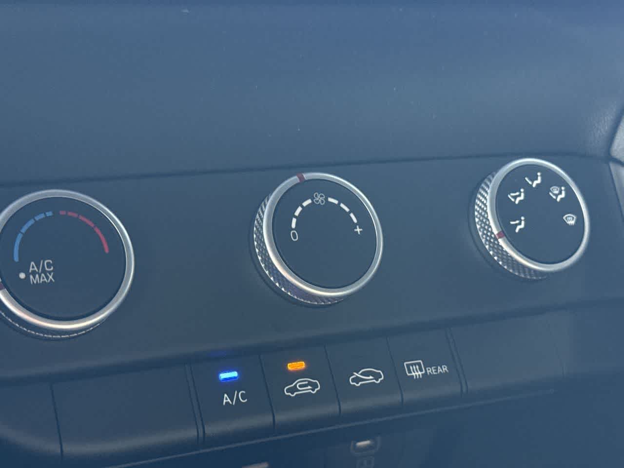 Thumbnail: 2025 Hyundai Elantra - 20