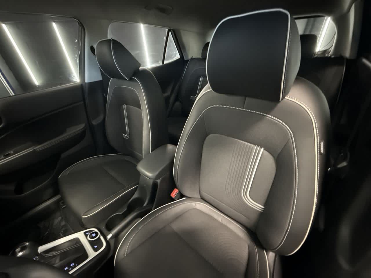 Thumbnail: 2024 Hyundai Venue - 20