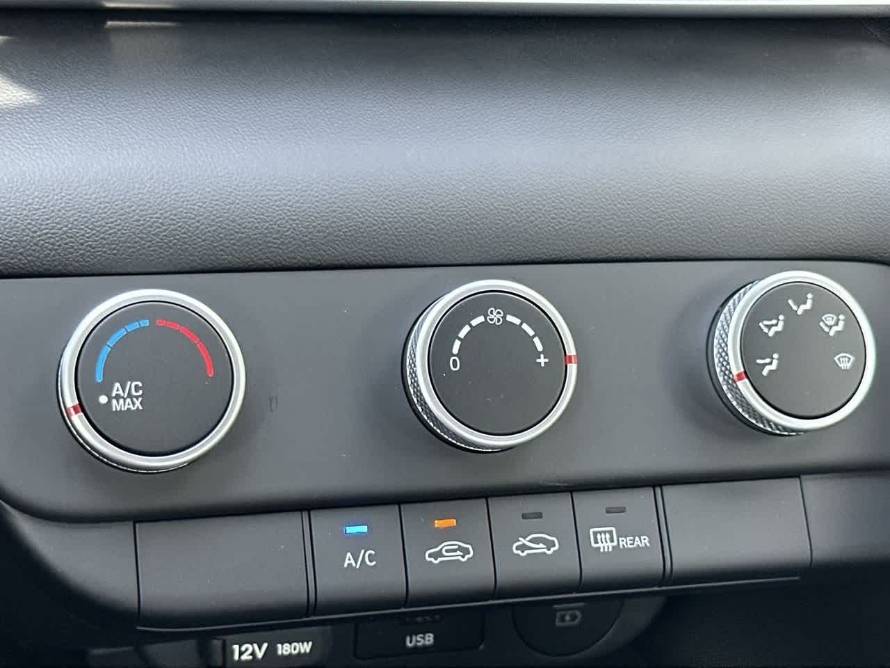 Thumbnail: 2025 Hyundai Elantra - 20