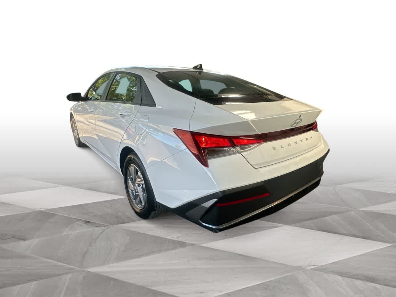 Thumbnail: 2026 Hyundai Elantra - 6