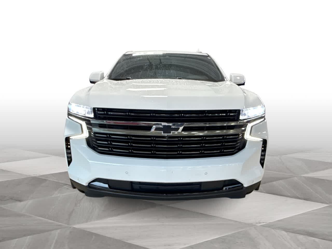 Thumbnail: 2022 Chevrolet Tahoe - 3