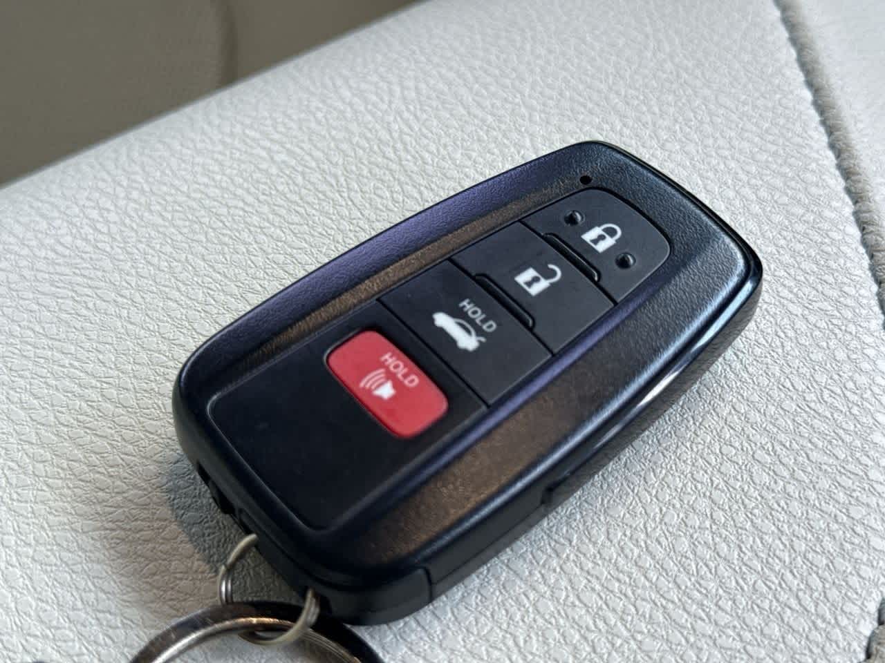 Thumbnail: 2021 Toyota Camry - 28