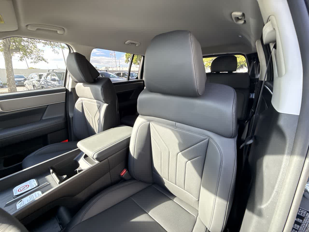 Thumbnail: 2026 Hyundai Santa Fe - 14