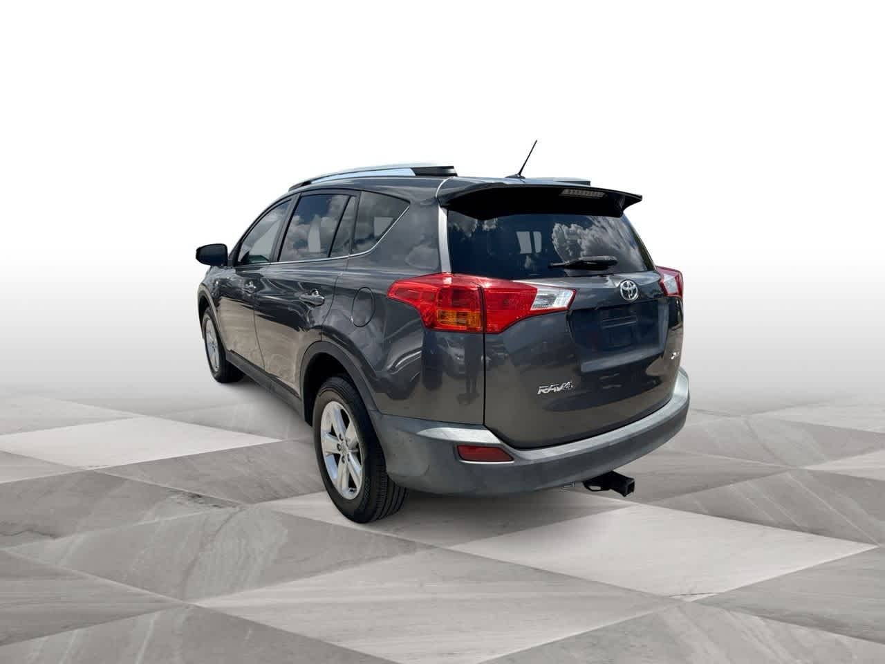 2014 Toyota RAV4 XLE 6