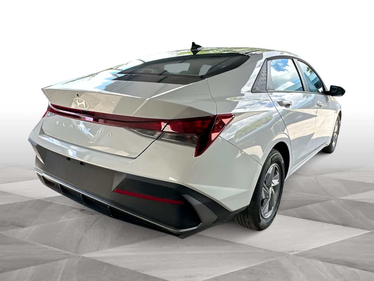 Thumbnail: 2025 Hyundai Elantra - 8