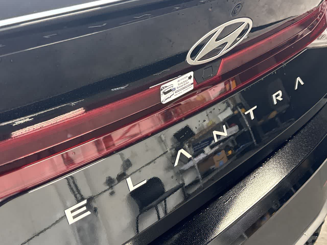 Thumbnail: 2026 Hyundai Elantra - 10