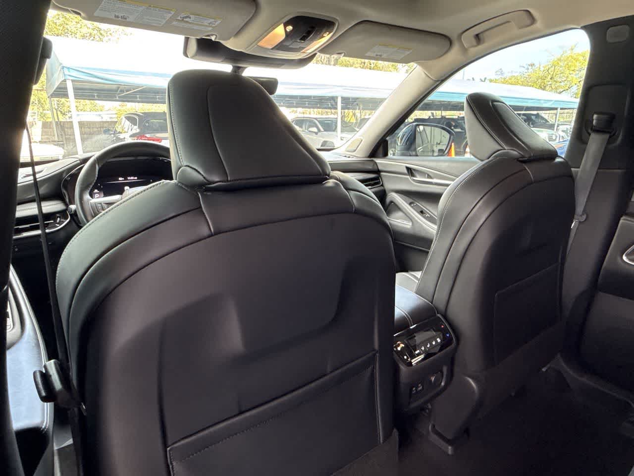 Thumbnail: 2023 INFINITI QX60 - 23