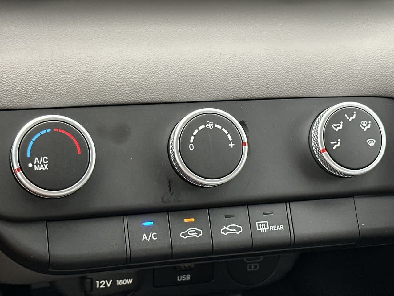 Thumbnail: 2025 Hyundai Elantra - 20