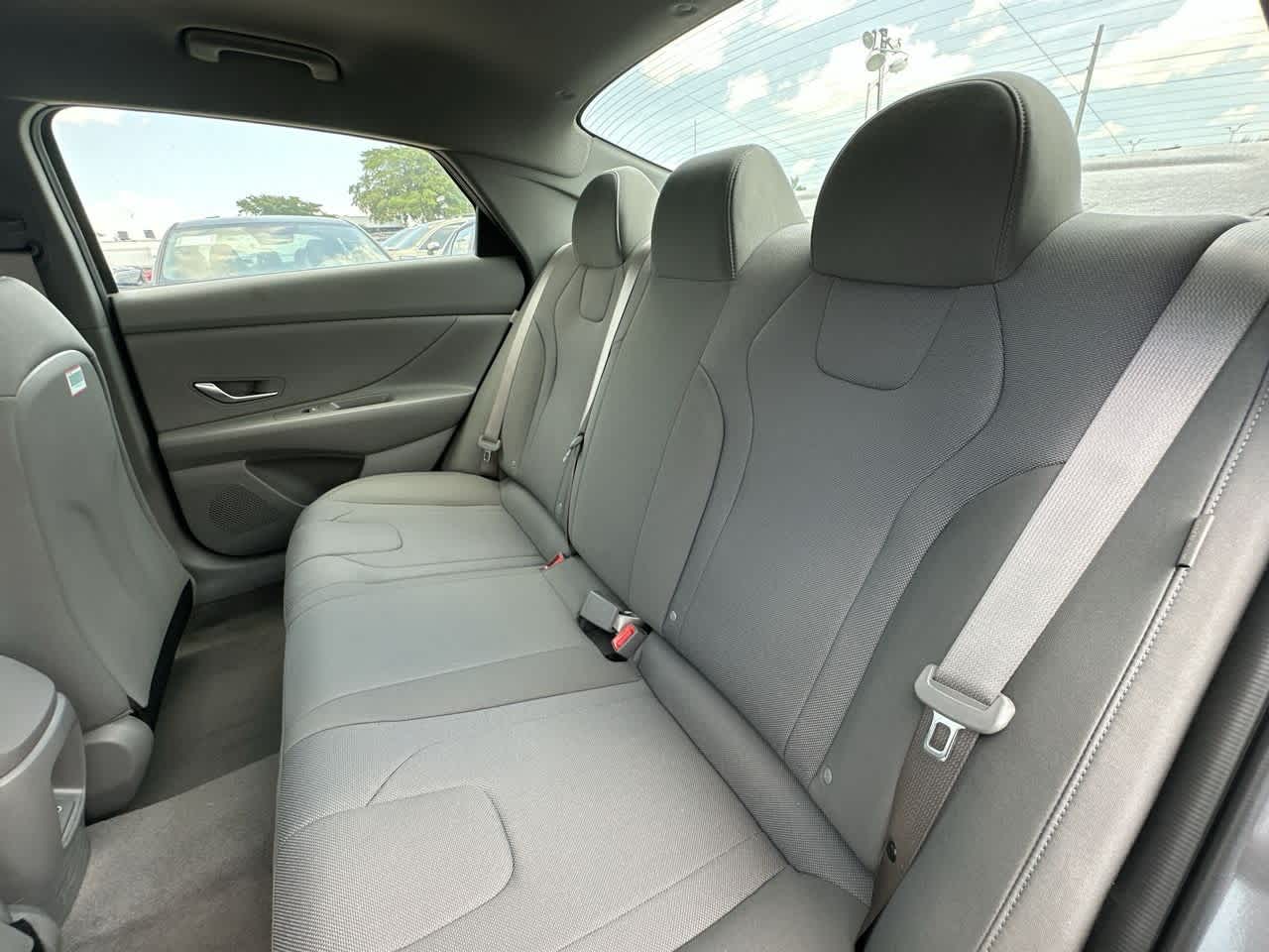 Thumbnail: 2025 Hyundai Elantra - 22