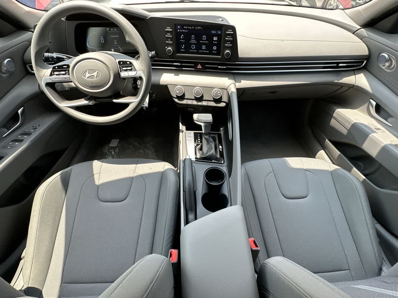 Thumbnail: 2025 Hyundai Elantra - 24