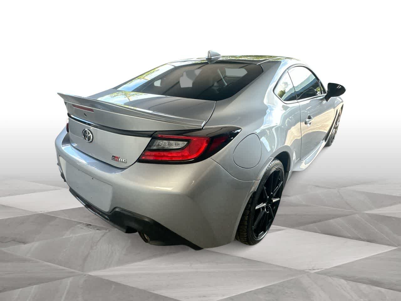 Thumbnail: 2025 Toyota GR86 - 8