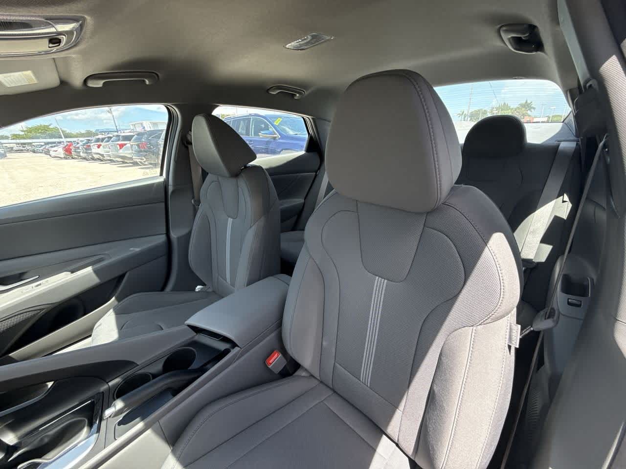 Thumbnail: 2025 Hyundai Elantra - 14