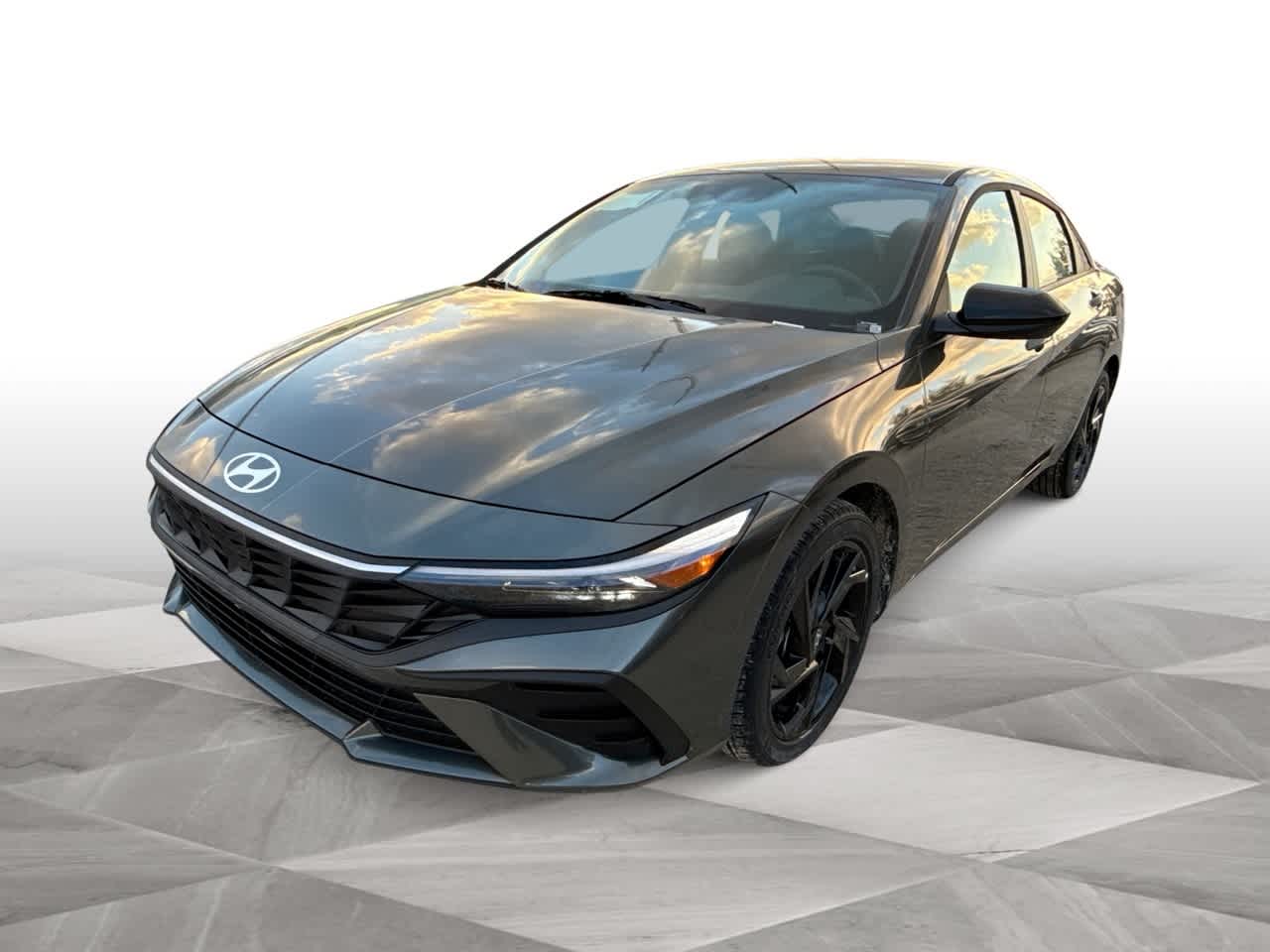 Thumbnail: 2026 Hyundai Elantra - 4