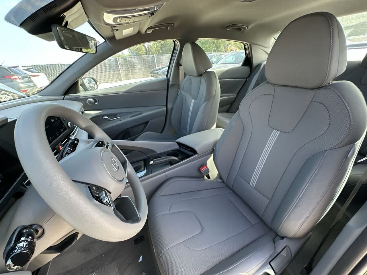 Thumbnail: 2025 Hyundai Elantra - 14