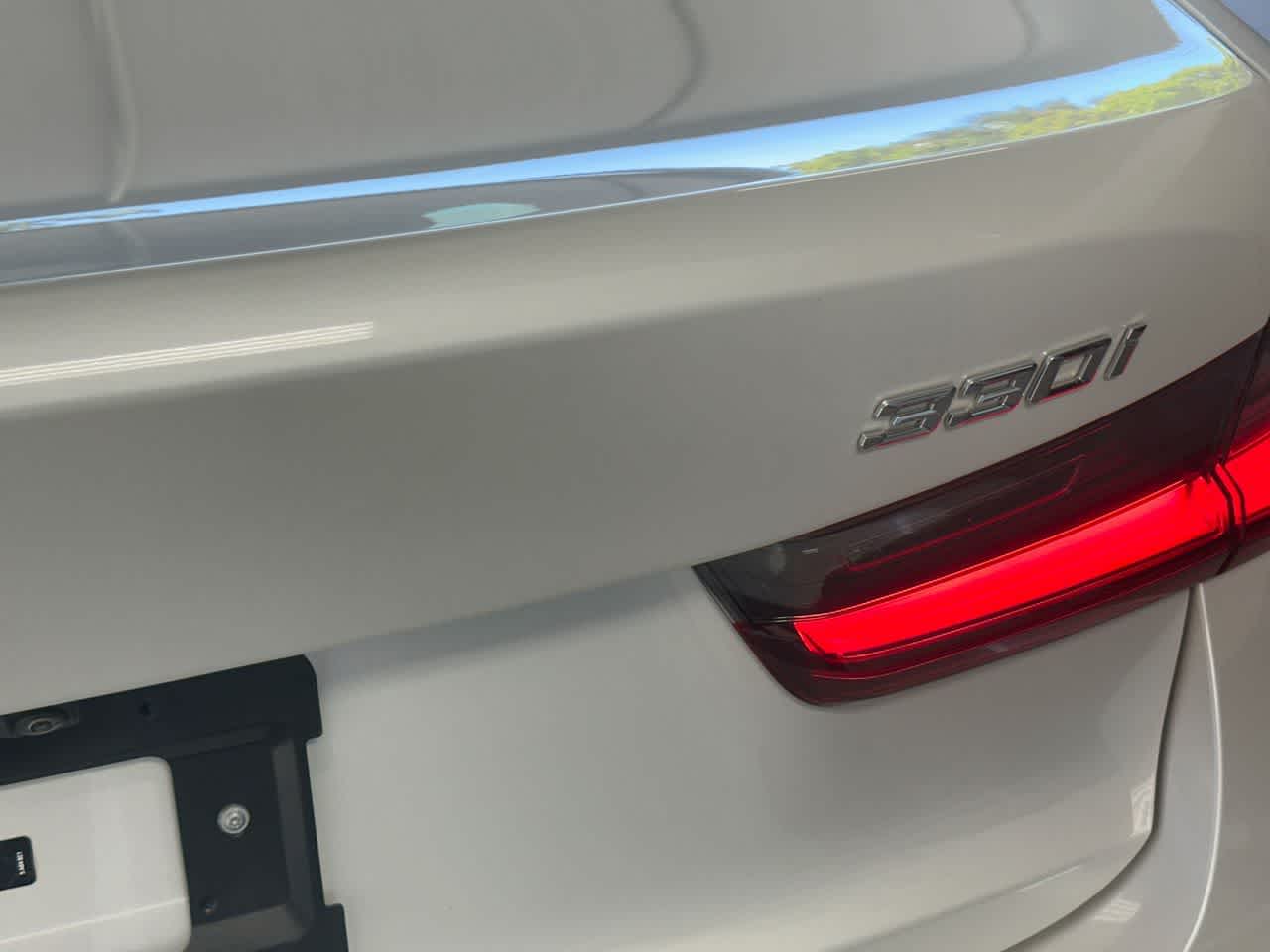 Thumbnail: 2025 BMW 3 Series - 10