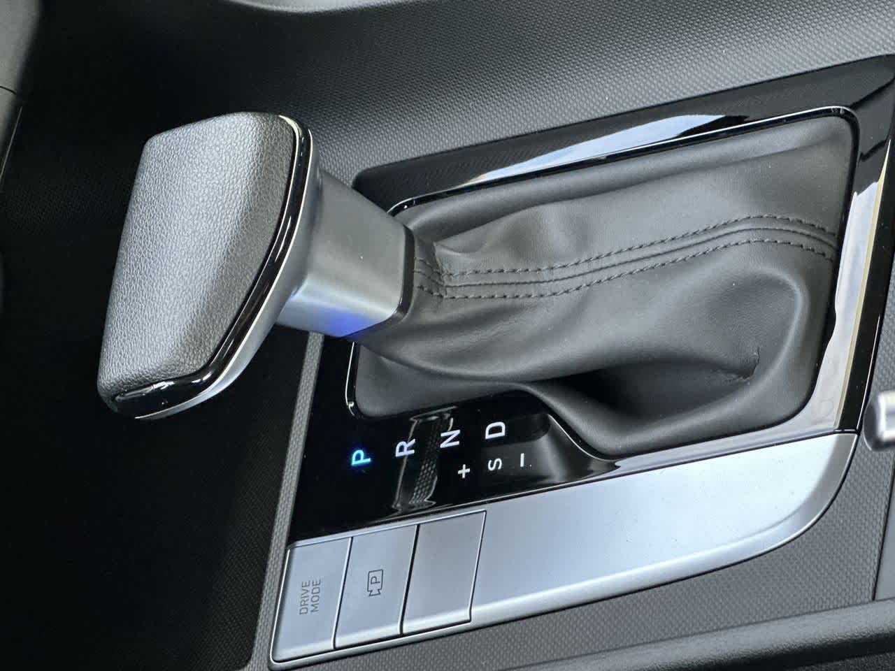 Thumbnail: 2025 Hyundai Elantra - 21
