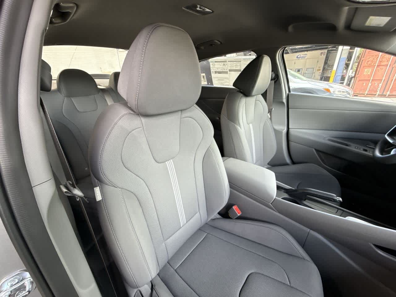 Thumbnail: 2025 Hyundai Elantra - 27