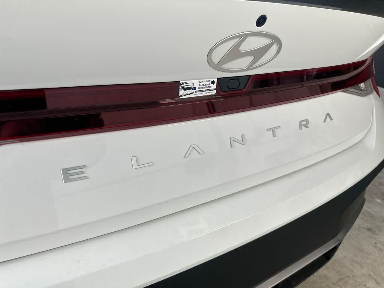Thumbnail: 2026 Hyundai Elantra - 9