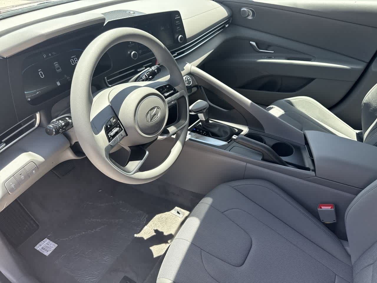 Thumbnail: 2025 Hyundai Elantra - 13