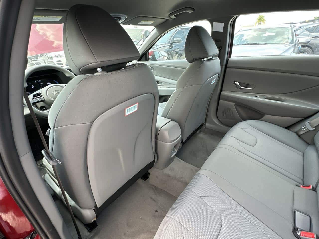 Thumbnail: 2025 Hyundai Elantra - 23