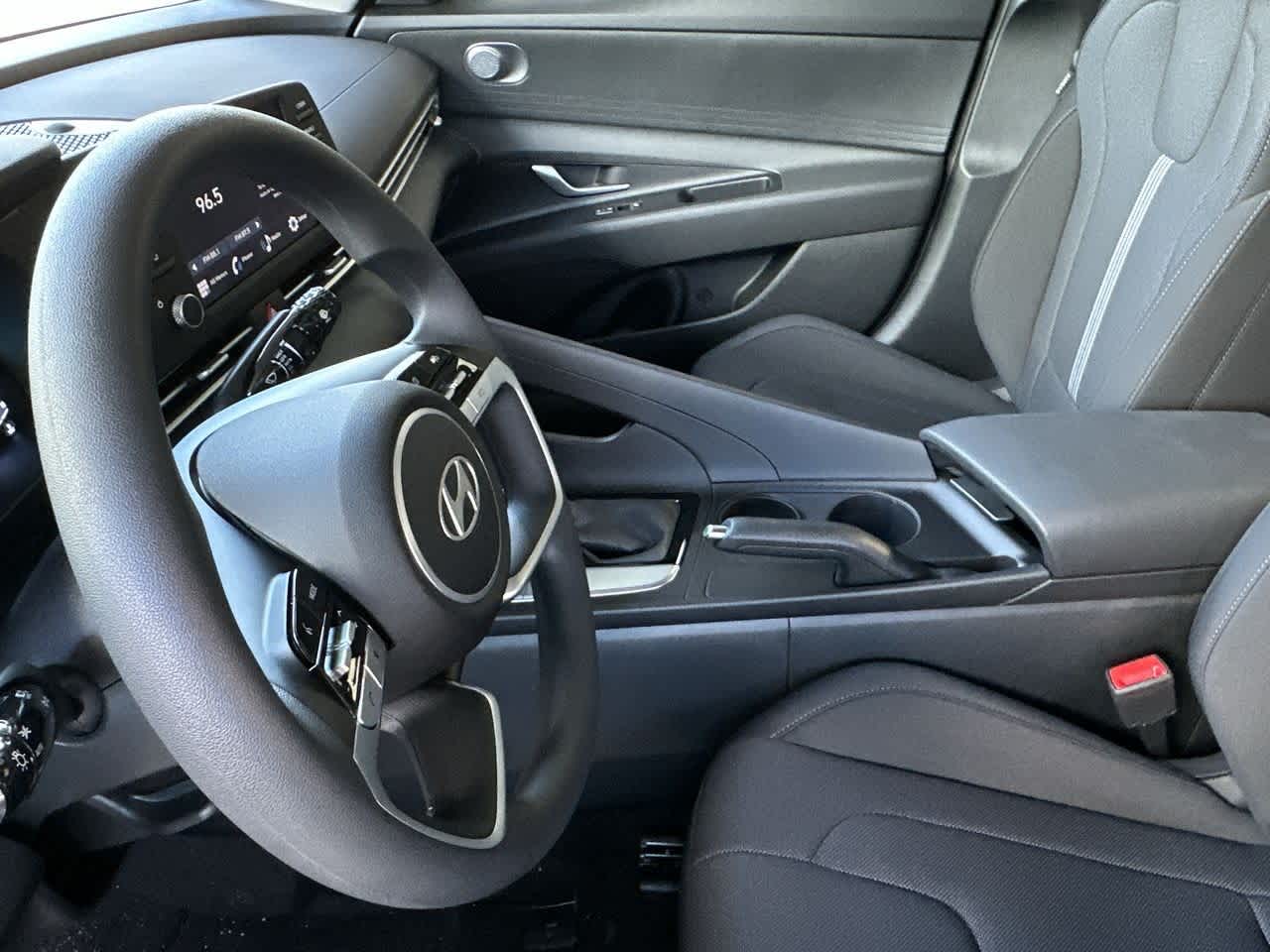 Thumbnail: 2025 Hyundai Elantra - 13