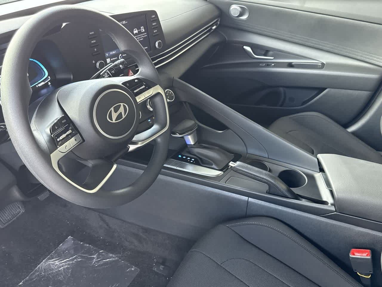Thumbnail: 2025 Hyundai Elantra - 13