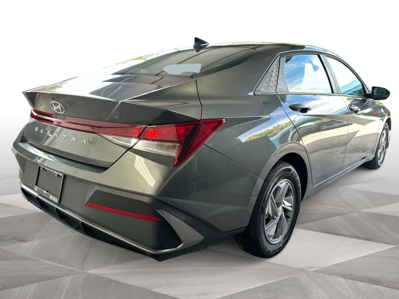 Thumbnail: 2025 Hyundai Elantra - 8