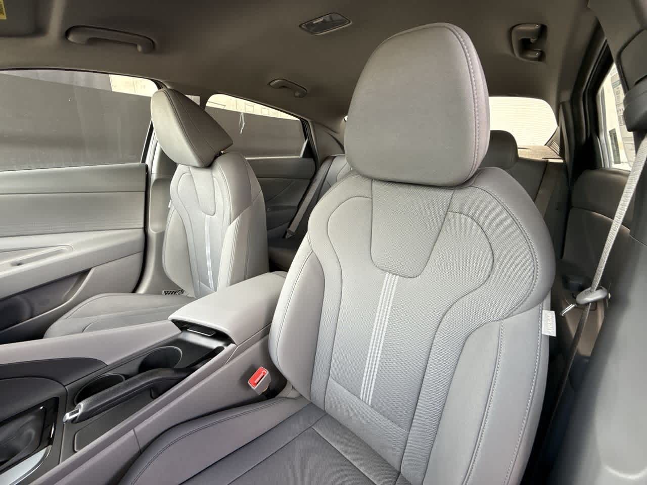 Thumbnail: 2025 Hyundai Elantra - 14