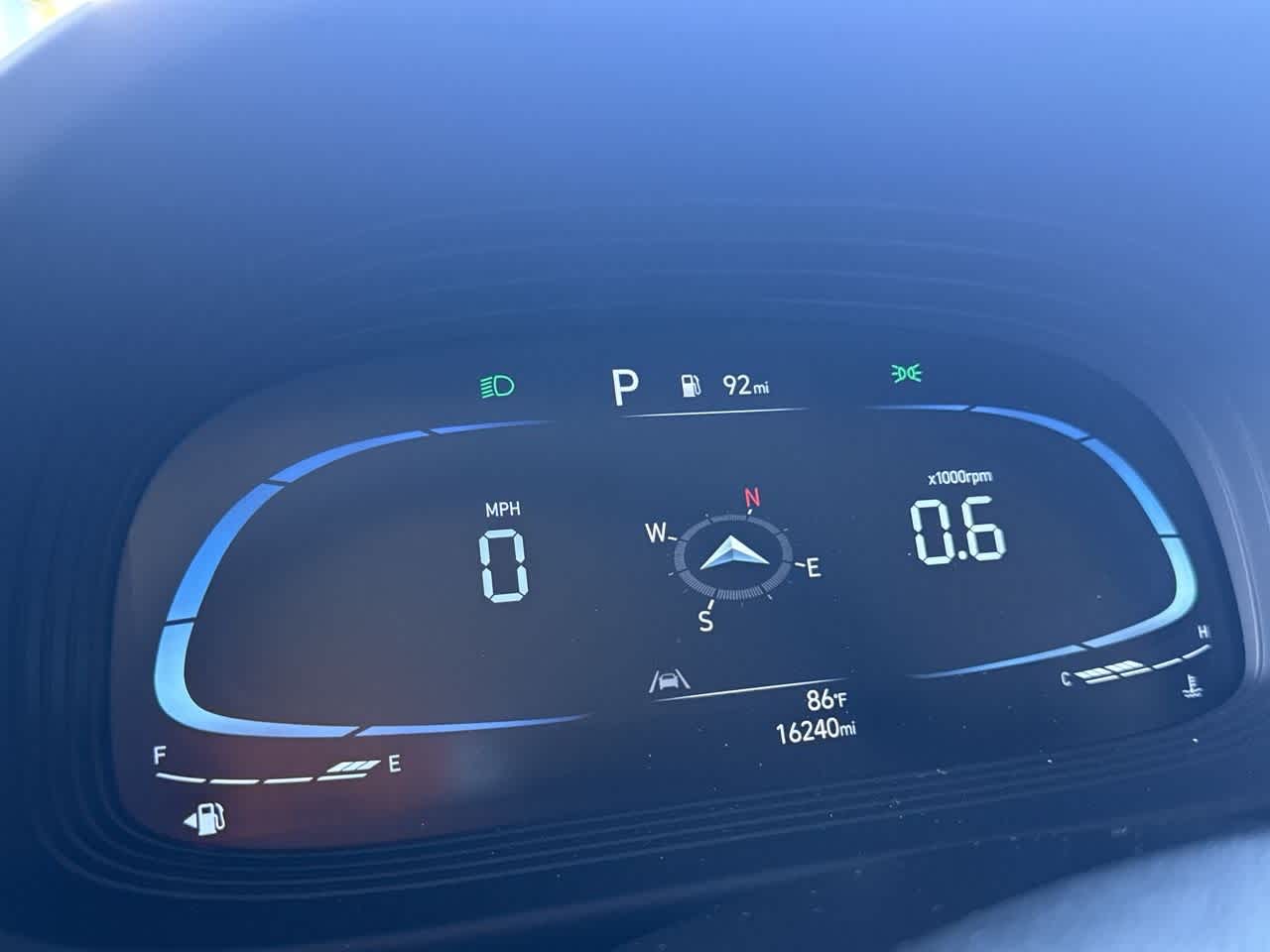 Thumbnail: 2023 Hyundai Venue - 16