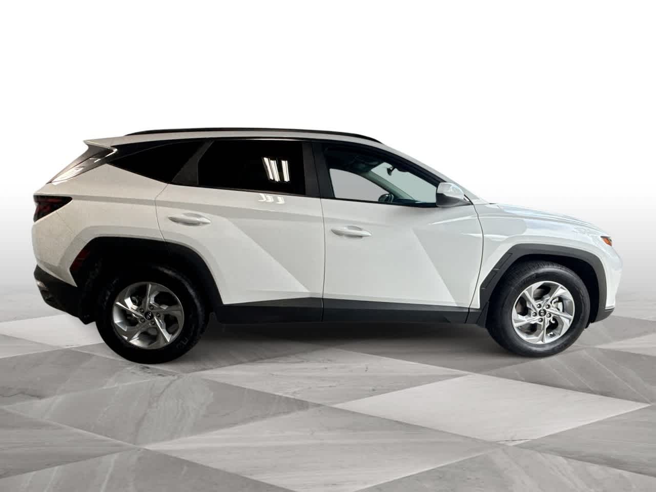 Thumbnail: 2024 Hyundai Tucson - 9