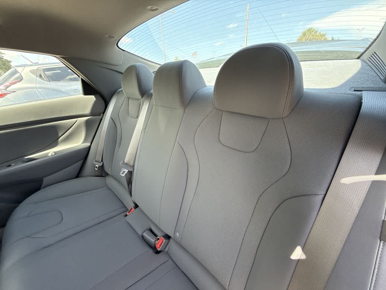 Thumbnail: 2025 Hyundai Elantra - 22