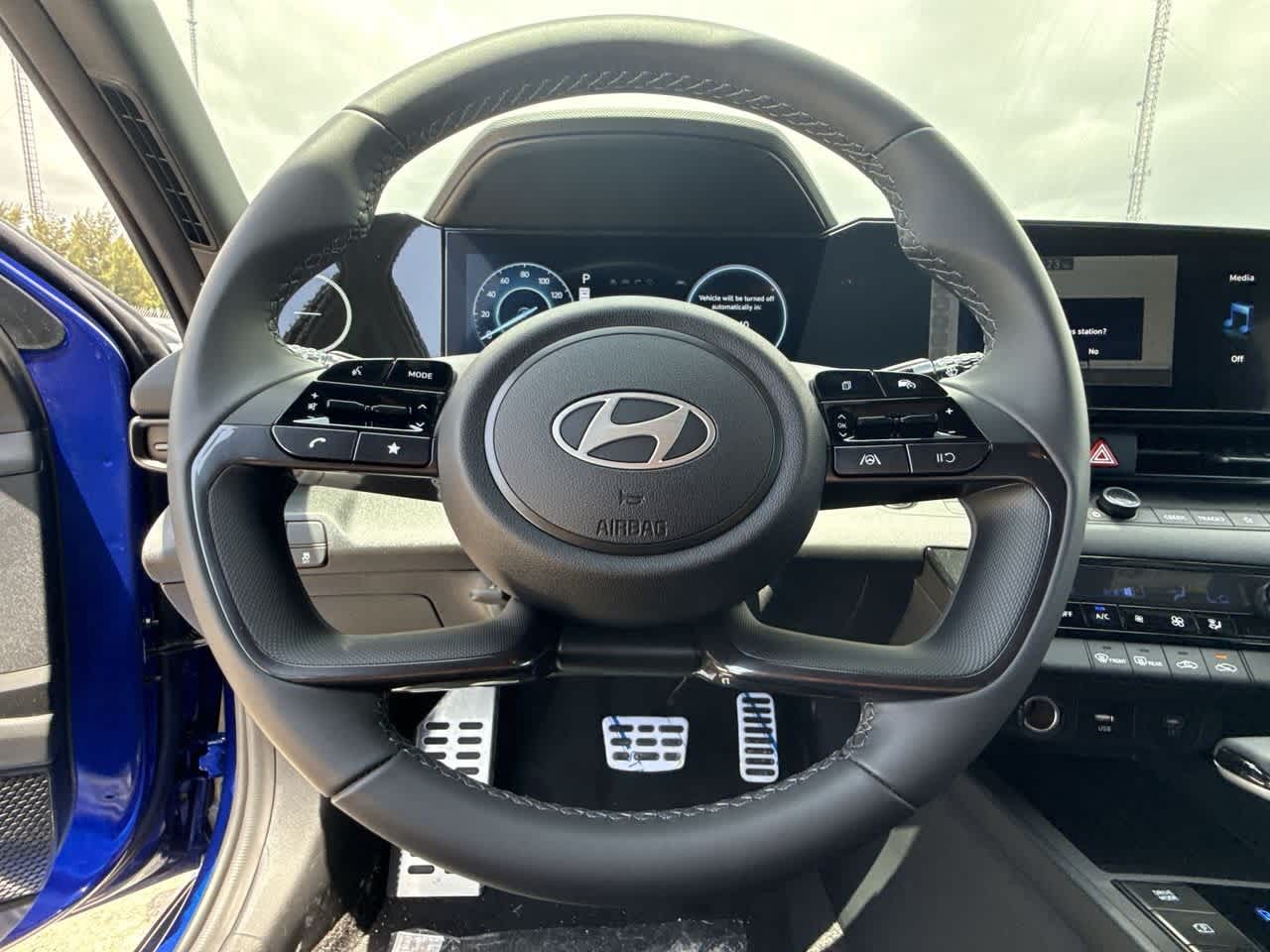 Thumbnail: 2025 Hyundai Elantra - 15