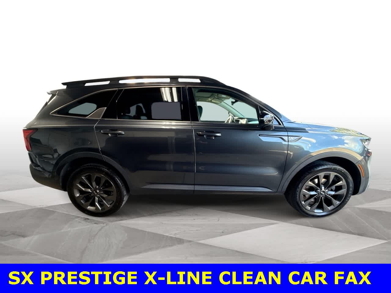 Thumbnail: 2021 Kia Sorento - 9