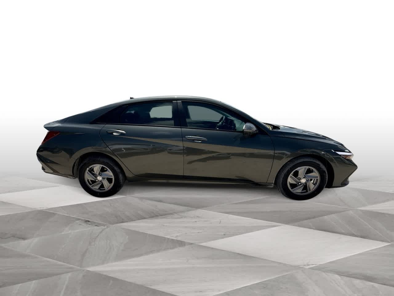 Thumbnail: 2025 Hyundai Elantra - 9