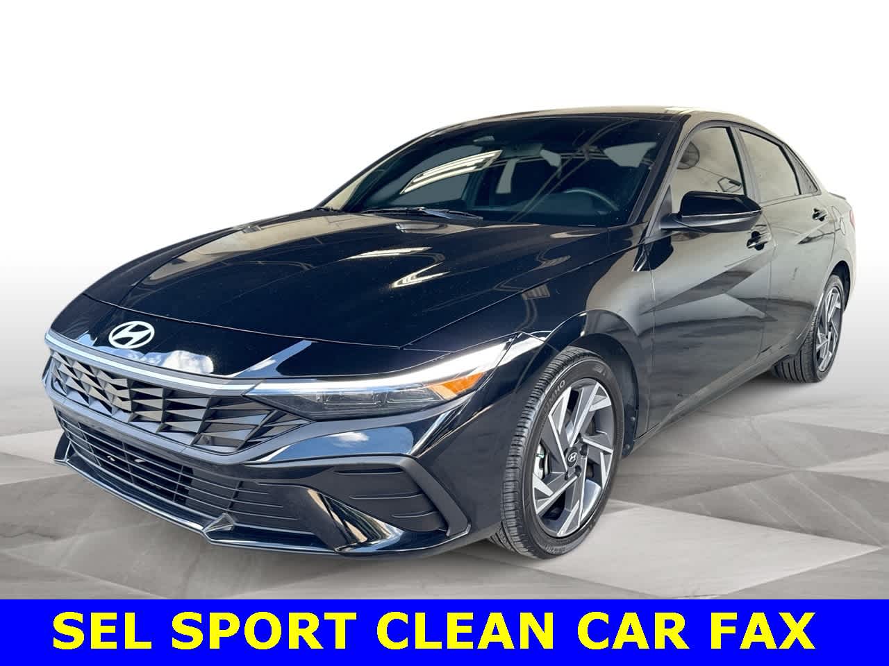 Thumbnail: 2025 Hyundai Elantra - 4