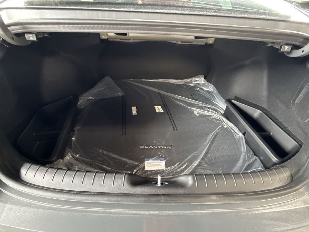 Thumbnail: 2026 Hyundai Elantra - 25