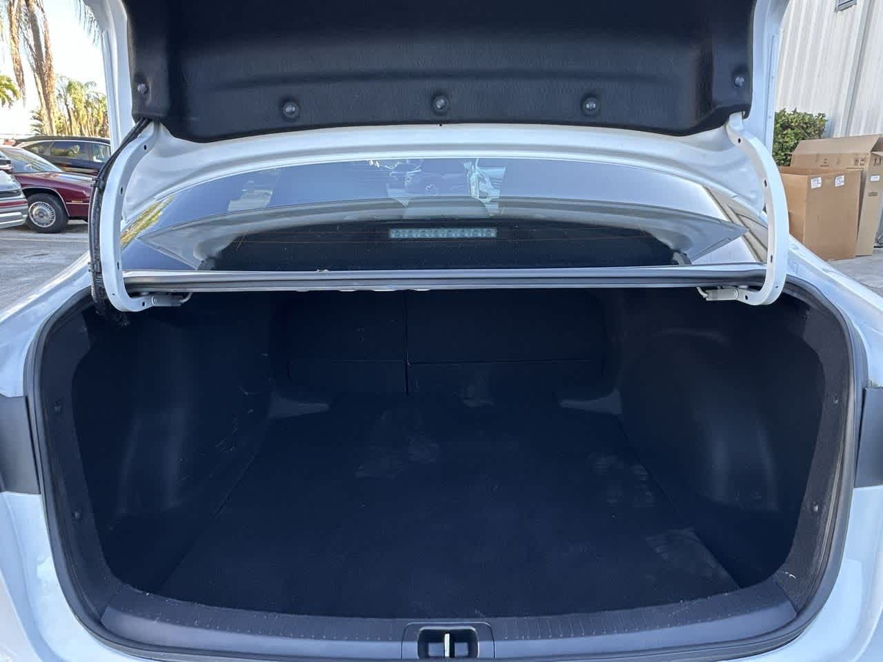 Thumbnail: 2025 Toyota Corolla - 25