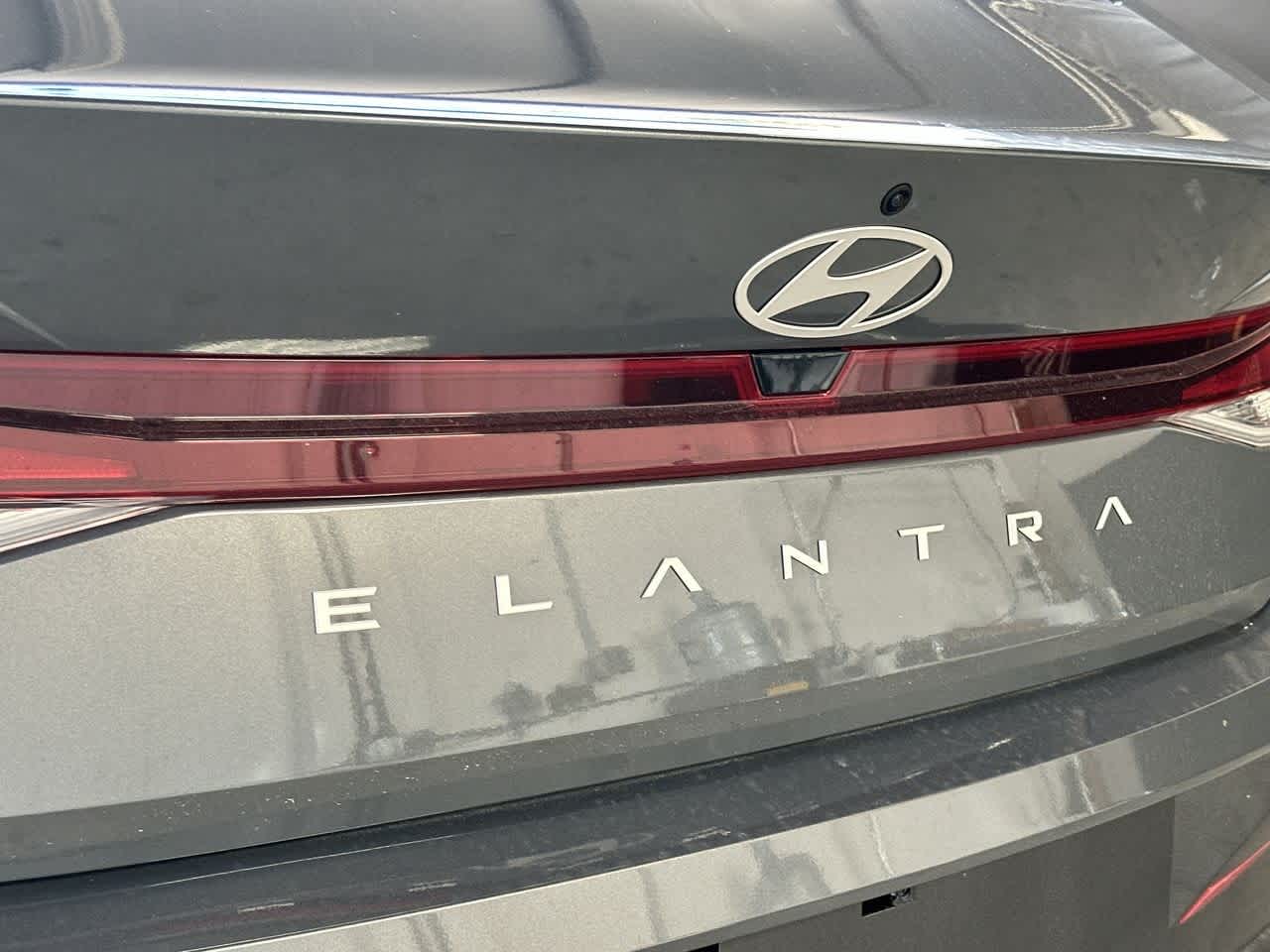Thumbnail: 2025 Hyundai Elantra - 10