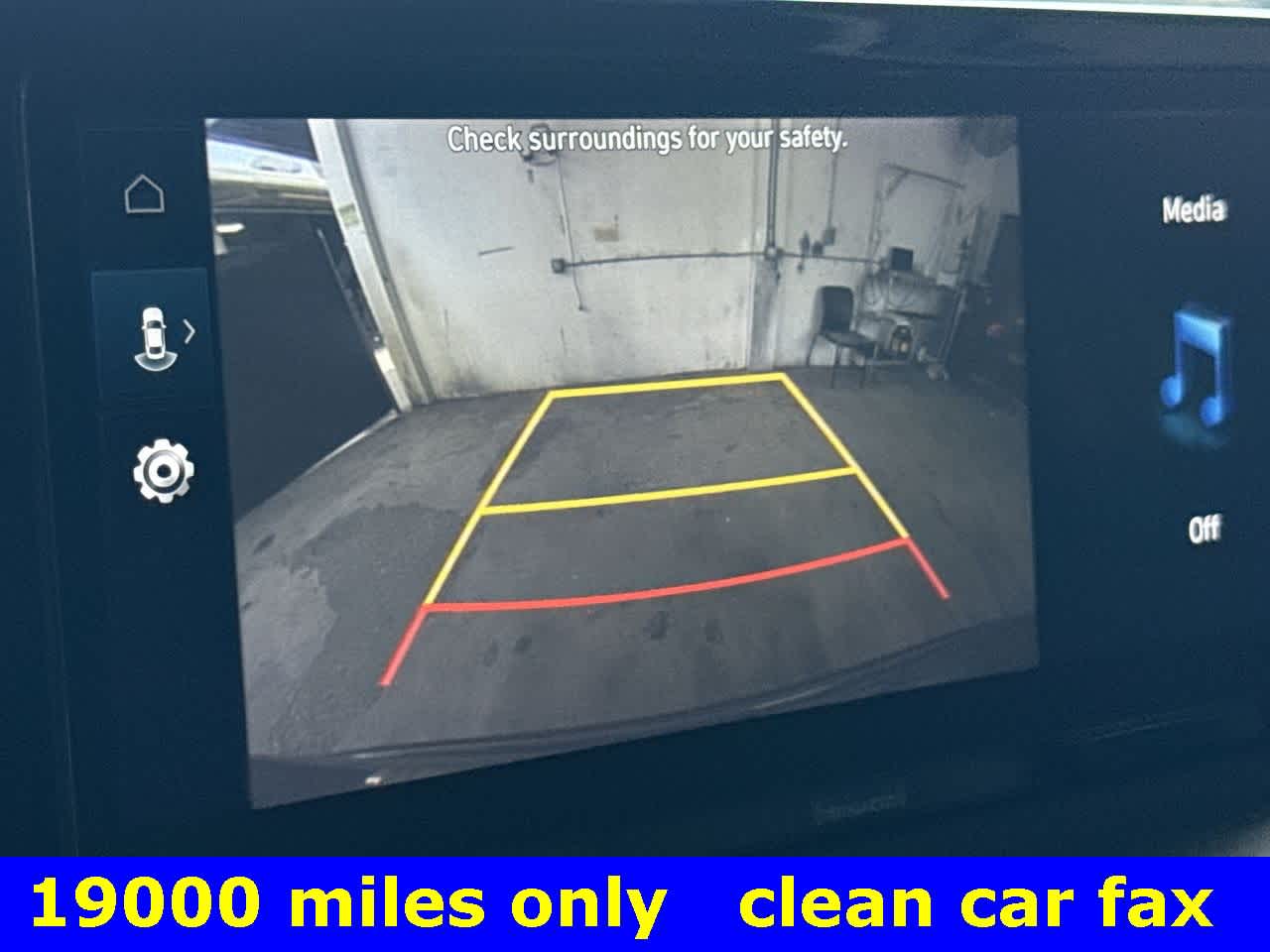 Thumbnail: 2023 Hyundai Santa Fe - 19