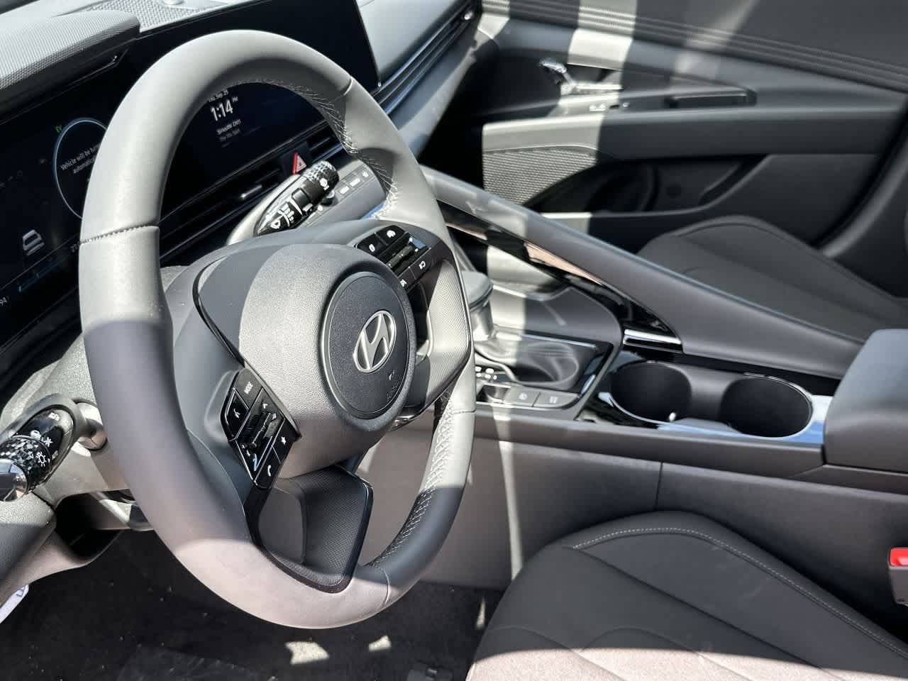 Thumbnail: 2025 Hyundai Elantra - 13
