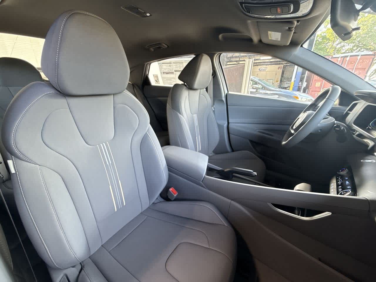 Thumbnail: 2025 Hyundai Elantra - 27