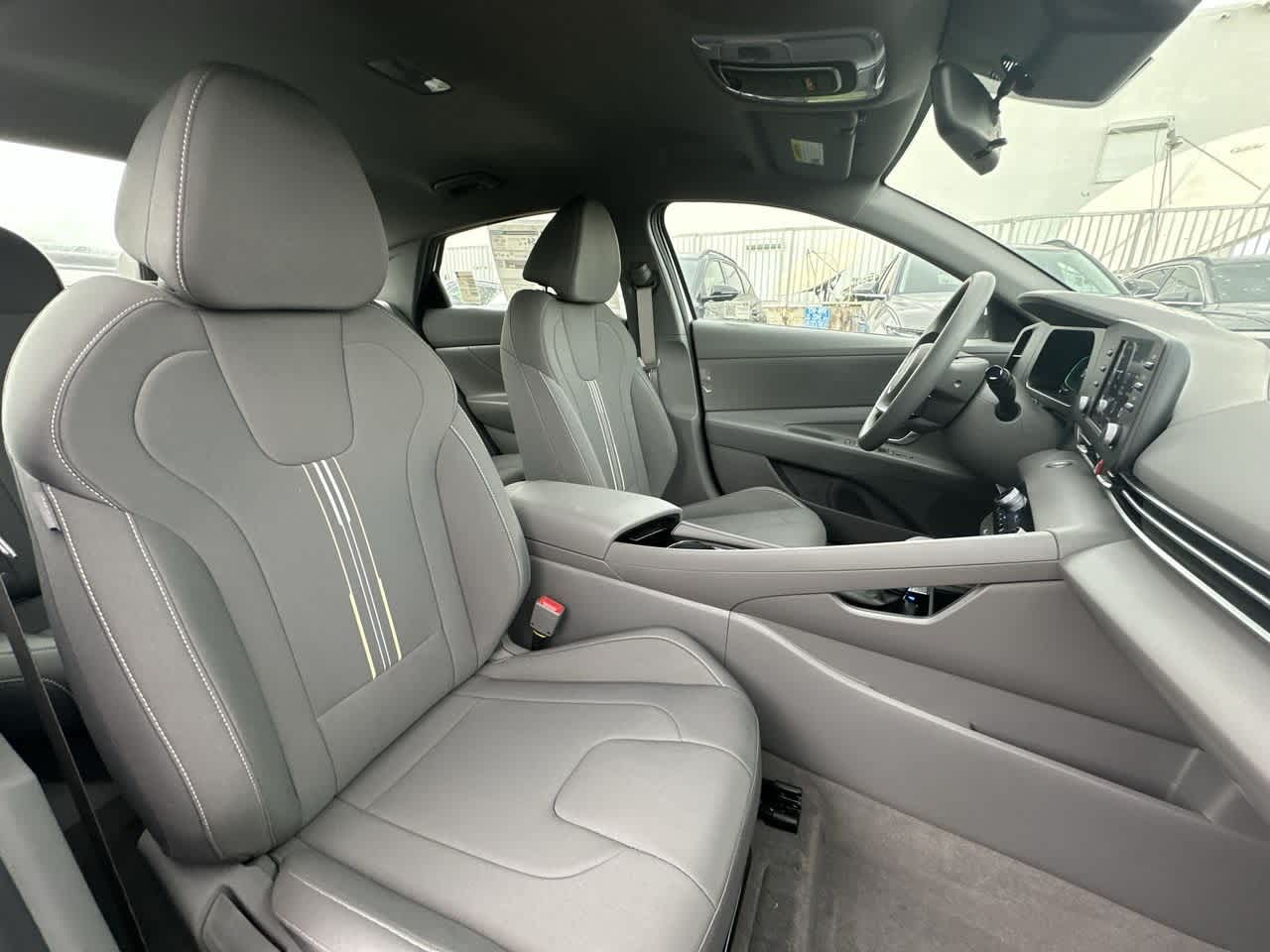 Thumbnail: 2025 Hyundai Elantra - 27